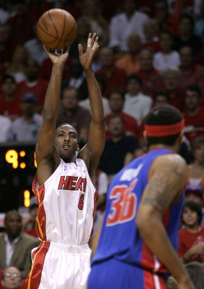 球队必须在 球队必须在